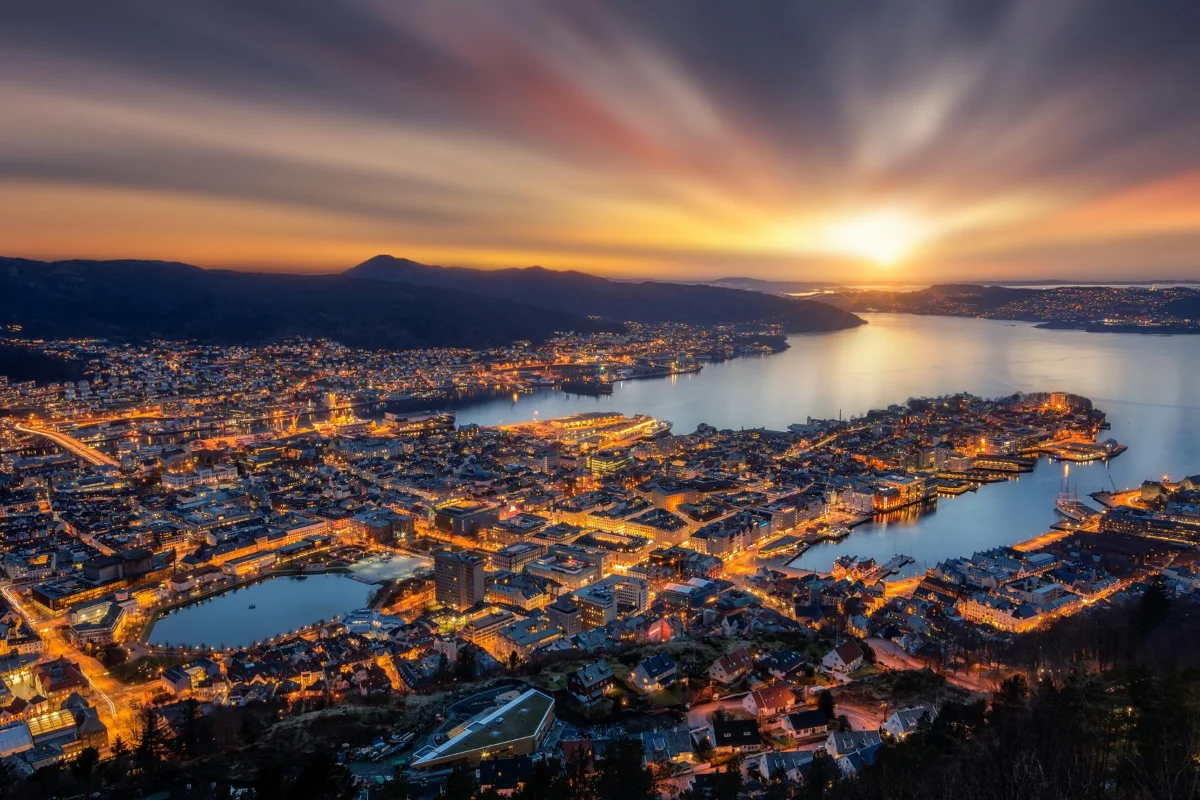 Hochseekreuzfahrt Die Schären & Fjorde von Norwegen