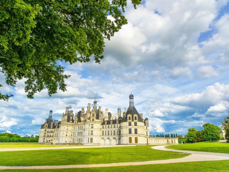 Busreise mit Lorenzo entlang der Loire: Chateau Chambord © stevanzz - Fotolia.com