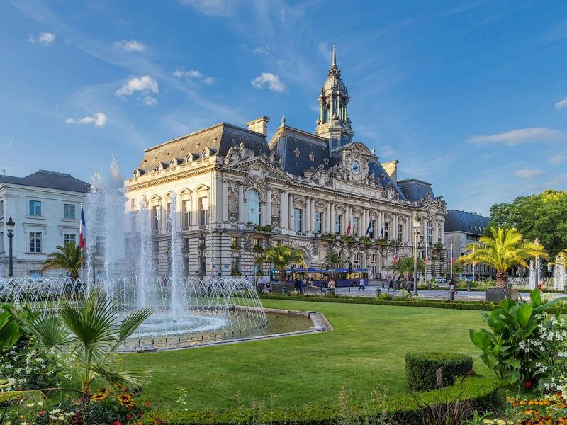 Busreise mit Lorenzo entlang der Loire: Tours