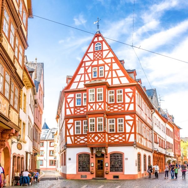 Schiffsreise Entspannung und Auszeit auf dem Rhein - Mainzer Altstadt