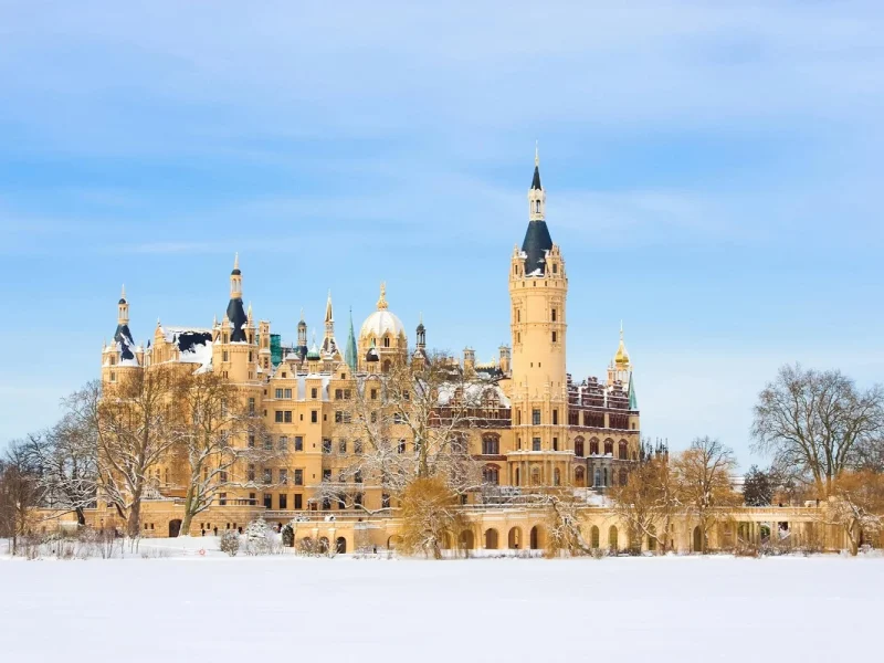 Busreise Advent in Wismar und Lübeck: Schwerin