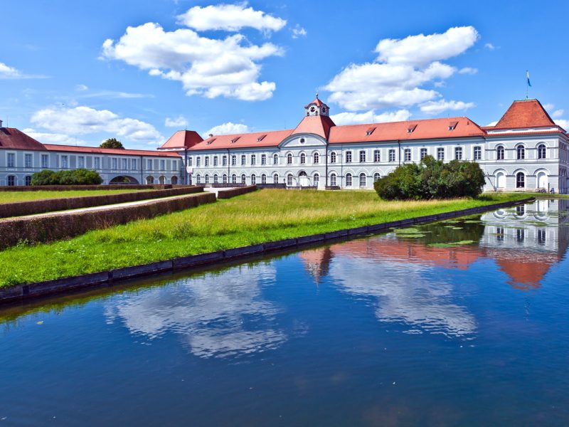 Busreise München und die Bayerischen Königsschlösser: Schloss Nymphenburg @ Jörg Hackemann - Fotolia
