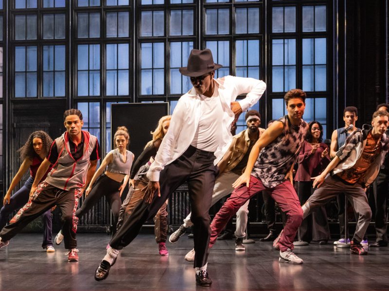 Busreise MJ - Das Michael Jackson Musical in Hamburg - Beat it! © Matthew Murphy Stage Entertainment