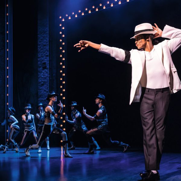 Busreise MJ - Das Michael Jackson Musical in Hamburg - Smooth Criminal © Matthew Murphy Stage Entertainment