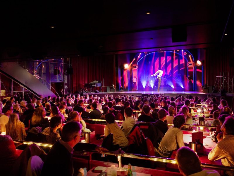 Busreise Berlin im Lichterglanz mit Wintergarten Variete © Wintergarten Variete