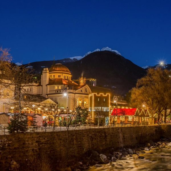 Busreise Südtiroler Bergweihnachten mit dem Montanara Chor Rosalpina © NikonSteff, Fotolia.com