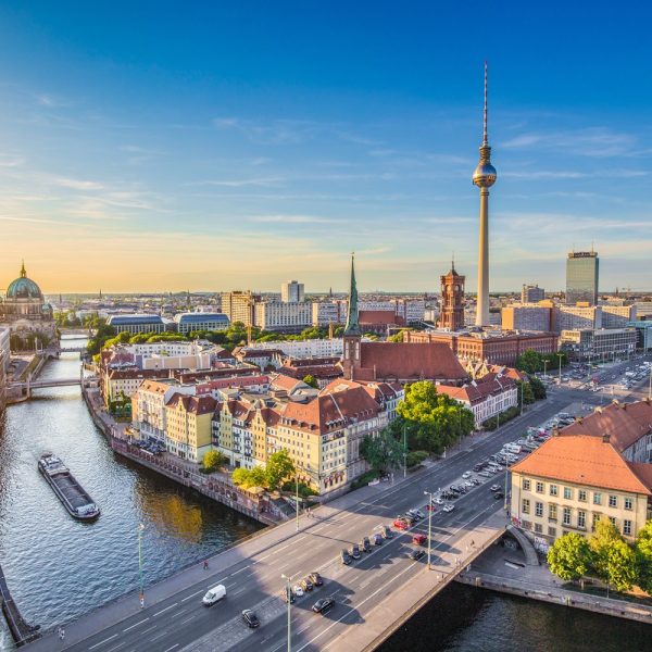 Flusskreuzfahrt von der Förde an die Spree: Berlin
