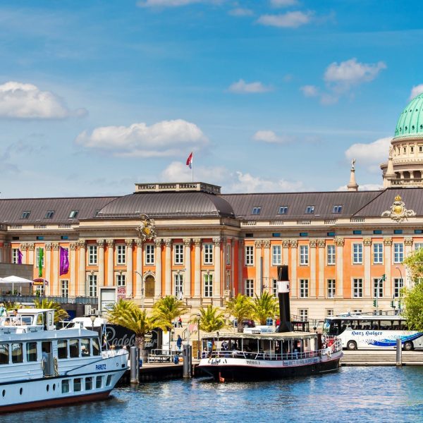 Flusskreuzfahrt von der Förde an die Spree: Potsdam