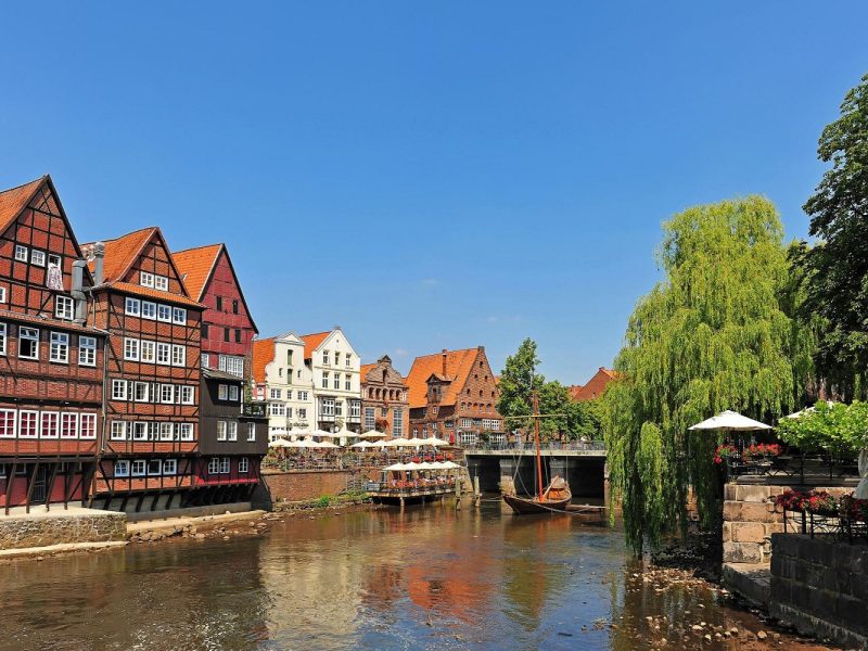 Flusskreuzfahrt von der Förde an die Spree: Lüneburg