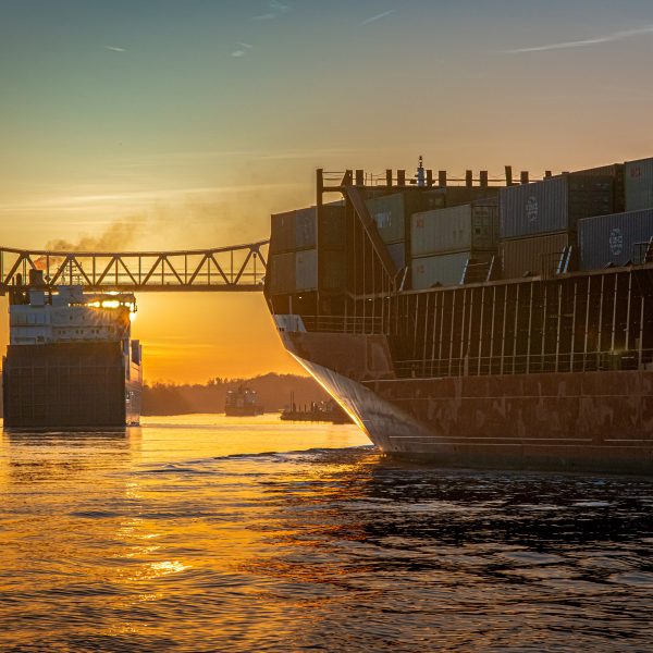 Flusskreuzfahrt Von der Kieler Woche in die Hauptstadt - Rendsburger Hafen
