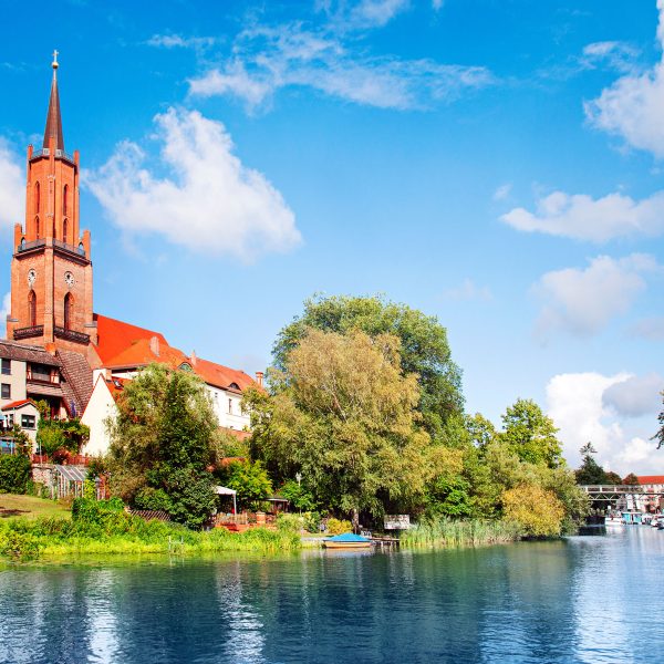 Flusskreuzfahrt Von der Kieler Woche in die Hauptstadt - Rathenow