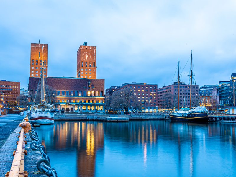 Hochseekreuzfahrt Kurzurlaub auf See - Oslo in der Abenddämmerung