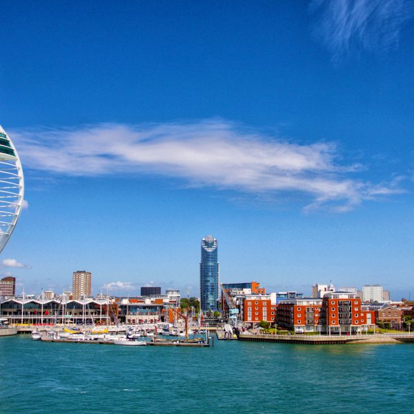 Hochseekreuzfahrt entlang des Ärmelkanals - Hafen von Portsmouth