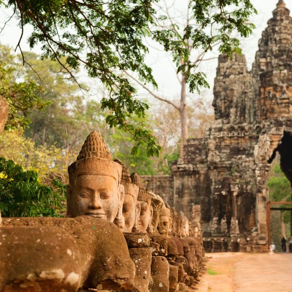 Flugreise Kambodscha - Magie von Angkor und das Meer der Ruhe