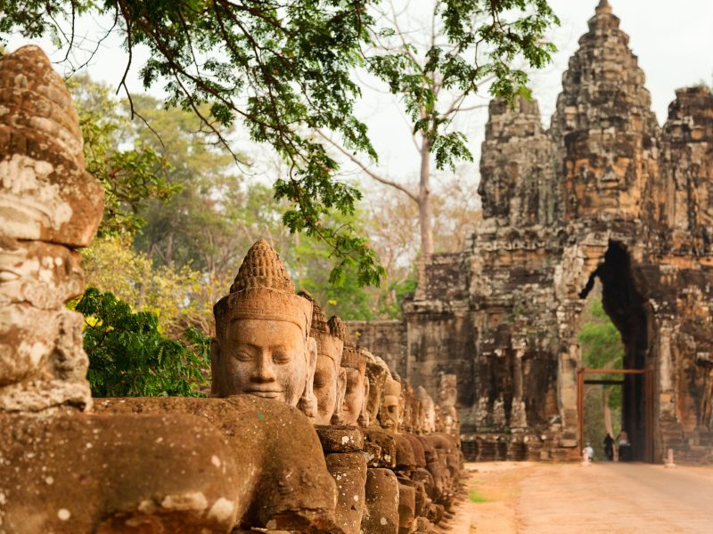 Flugreise Kambodscha - Magie von Angkor und das Meer der Ruhe