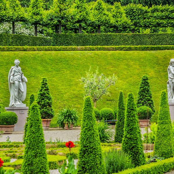 Busreise Premiumgartenreise - Dänische Gartenmärchen: Romantische Gartenanlage "Sanderumgaard"
