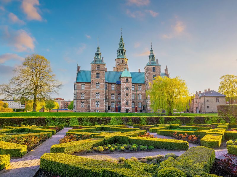 Busreise Premiumgartenreise - Dänische Gartenmärchen: Beeindruckende Gartenanlage von Rosenborg in Kopenhagen