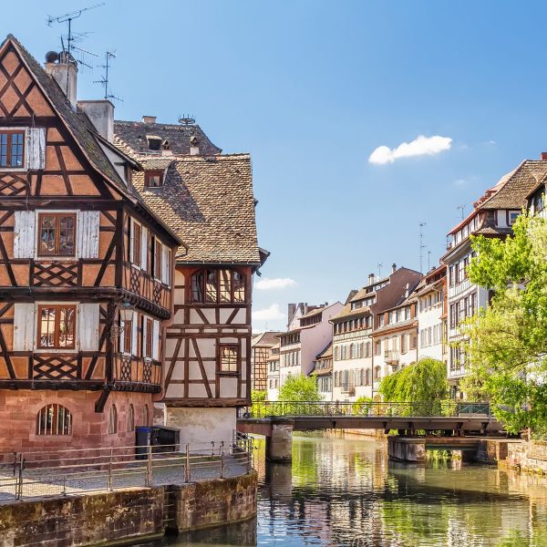 Busreise Elsass & Europa Park: Straßburg im Elsass, La Petite France © g215 - Fotolia