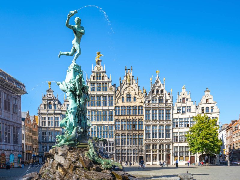 Busreise Belgischer Cocktail - Brabobrunnen am Grote Mark in Antwerpen