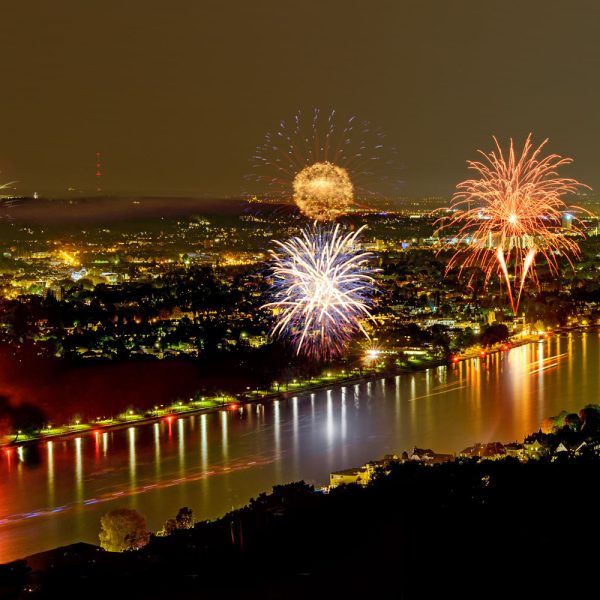 Busreise Rhein in Flammen - Die Nacht der Loreley @ Stefan Körber - Fotolia