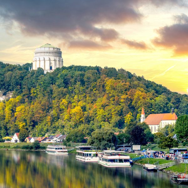 Busreise Donau in Flammen - Kehlheim