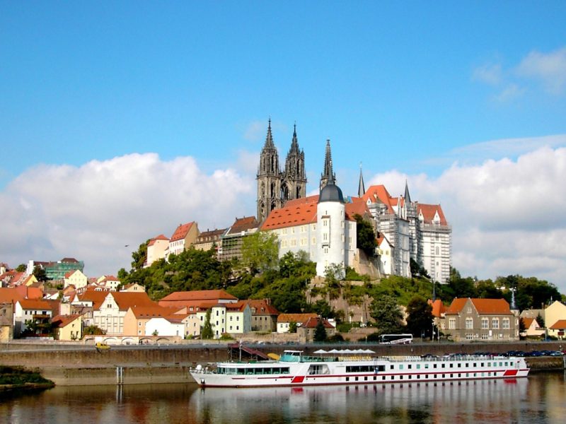 Busreise WEinfeste im Elbtal - Dom zu Meißen © pixabay