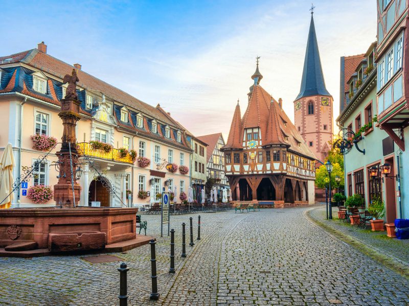 Busreise Odenwald-Glück - Rathaus in der Altstadt vom Michelstadt