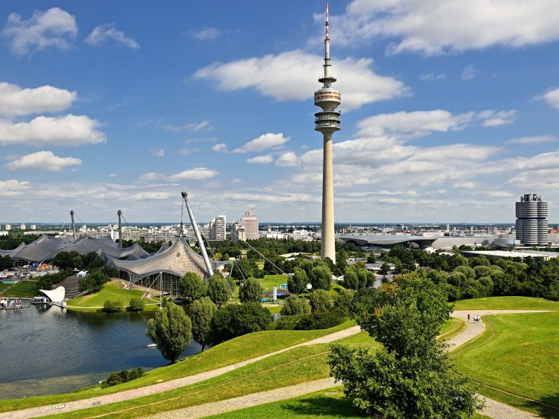 Busreise Oktoberfest München: Wiesn-Gaudi & Ammersee-Idylle © fottoo - Fotolia