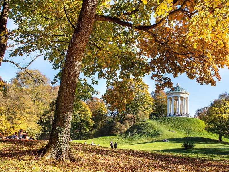 Busreise Oktoberfest München - Wiesn-Gaudi & Ammersee-Idylle: Englischer Garten @ pixabay