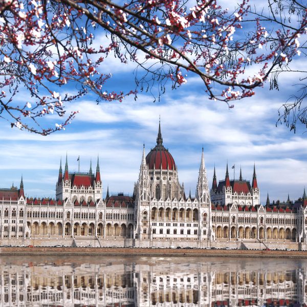 Flusskreuzfahrt Adventszeit auf der Donau: Das ungarische Parlamentsgebäude