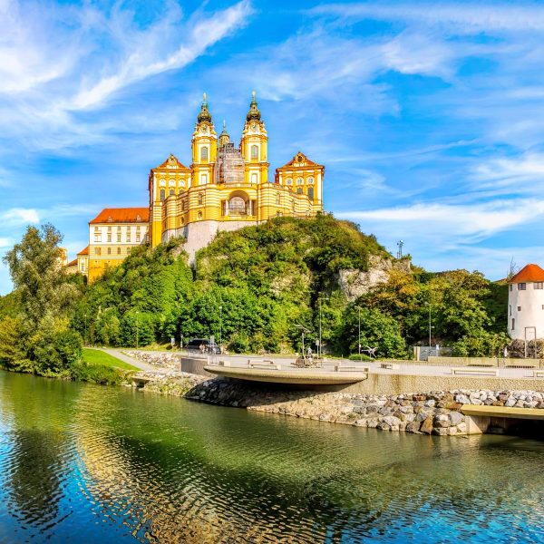 Flusskreuzfahrt Adventszeit auf der Donau: Kloster Melk