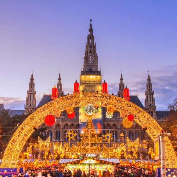 Flusskreuzfahrt Weihnachten und Silvester auf der Donau: Wien zur Weihnachtszeit