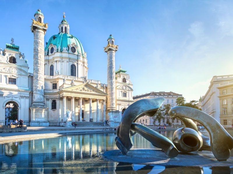 Busreise Donausymphonie - Wiener Karlskirche