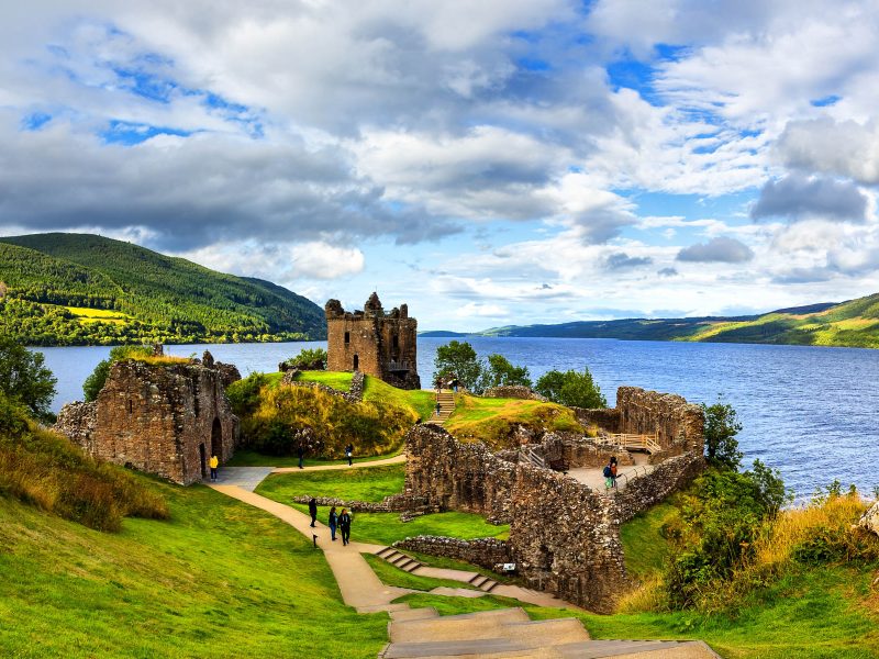 Busreise Premiumgartenreise Schottlands blühender Stolz: Loch Ness