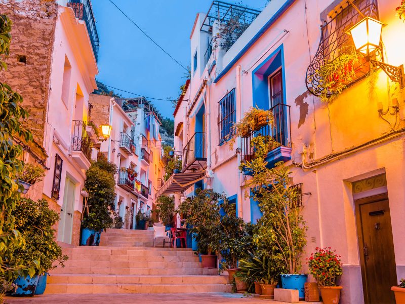 Flugreise Mediterranes Erleben an Spaniens Sonnenküste: Alicante