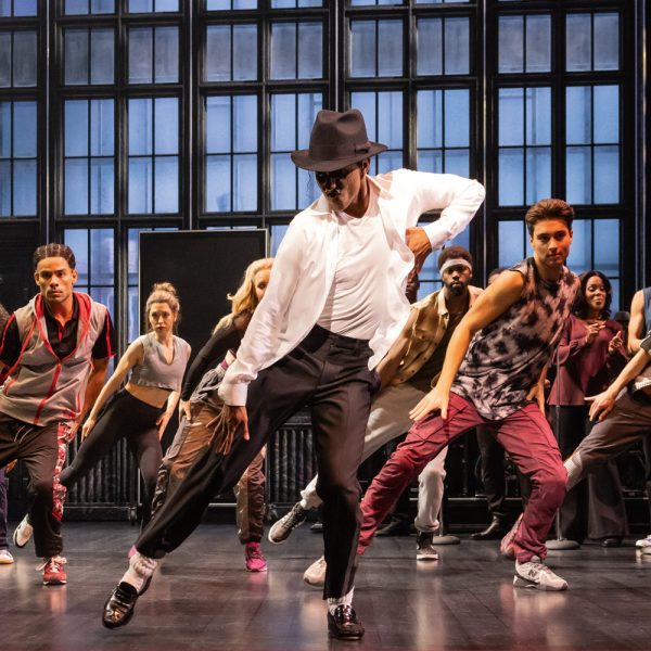 Busreise MJ - Das Michael Jackson Musical in Hamburg - Beat it! © Matthew Murphy Stage Entertainment