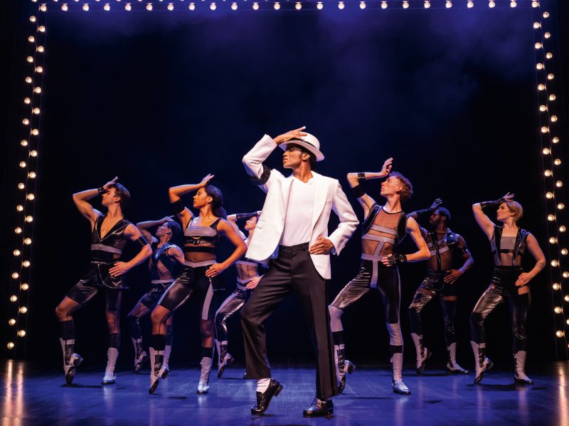 Busreise MJ - Das Michael Jackson Musical in Hamburg - Smooth Criminal © Matthew Murphy Stage Entertainment