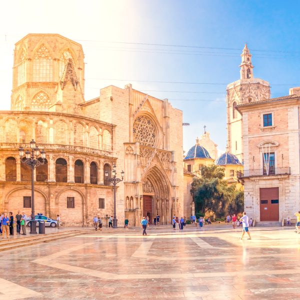 Kreuzfahrt Zwischen Sonne und Schlager - Valencia  © pure-life-pictures - Fotolia