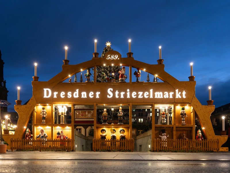 Tagesfahrt Striezelmarkt Dresden mit Stollenfest