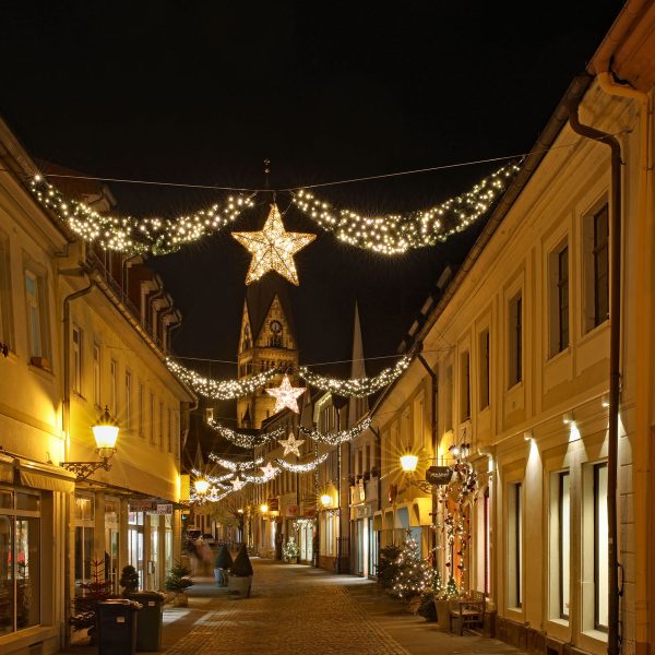 Busreise Schwarzwald im Advent - Lichterglanz auf dem Ettlinger Weihnachtsmarkt