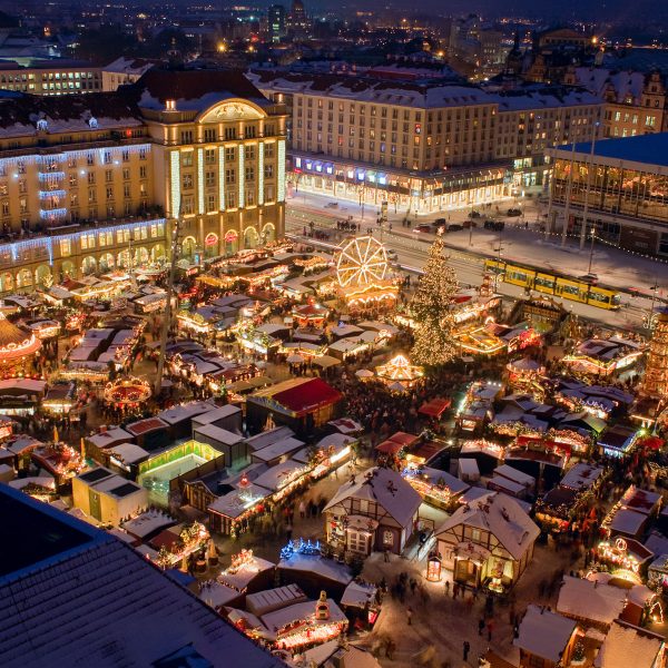 Busreise Dresdner Weihnachtstraditionen - Dresdener Weihnachtsmarkt © Alexander Erdbeer - Fotolia