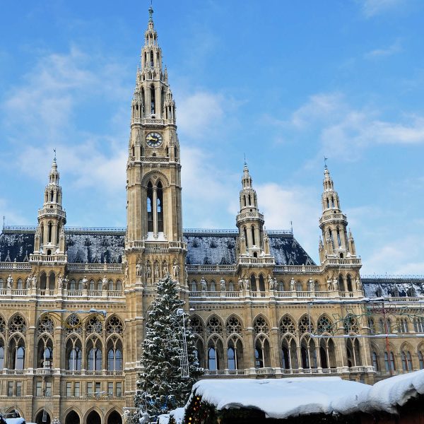 Busreise Adventsglanz an der Donau - Wien im Advent