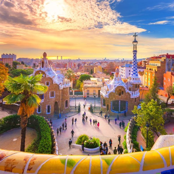 Flugreise Barcelonas Highlights - Park Güll © MasterLu - Fotolia