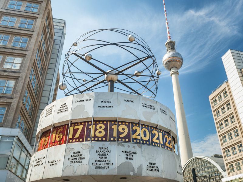 Flusskreuzfahrt Glanzvoller Jahreswechsel - Weltuhr auf dem Alexanderplatz