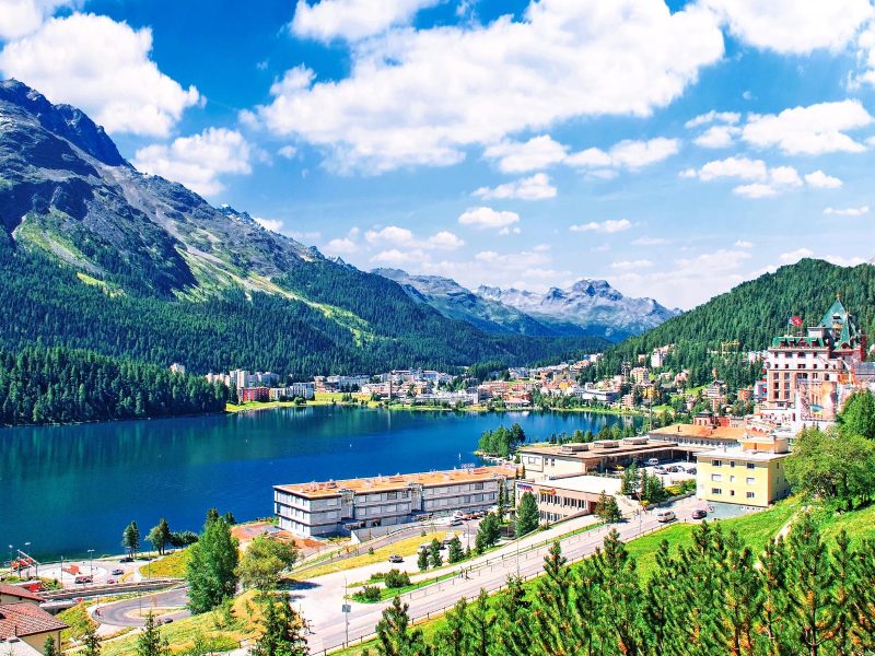 Busreise Legendäre Schweizer Bahnen - St. Moritz