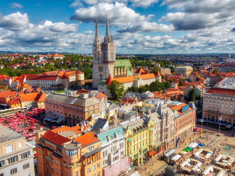 Busreise Von Zagrebs Charme bis zur Adriaküste - Zagreb