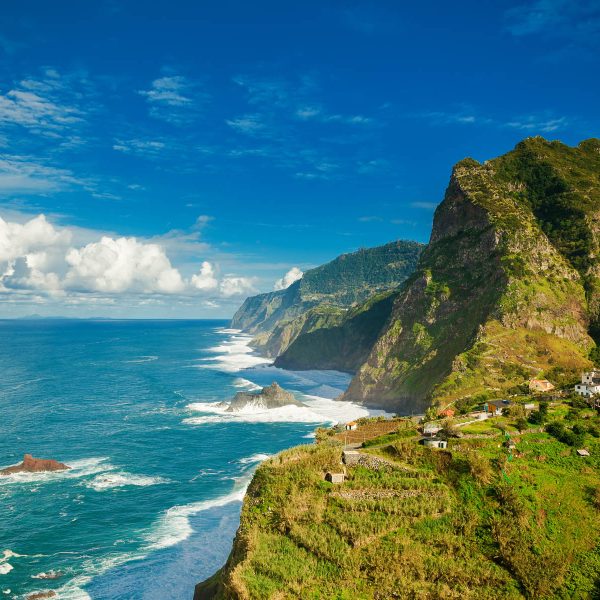 Flugreise Madeira - Blumeninsel im Atlantik