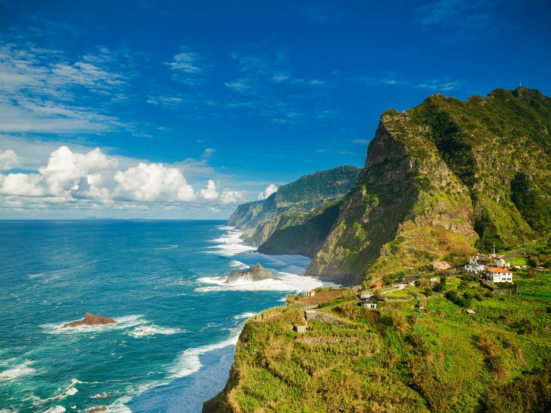 Flugreise Madeira - Blumeninsel im Atlantik