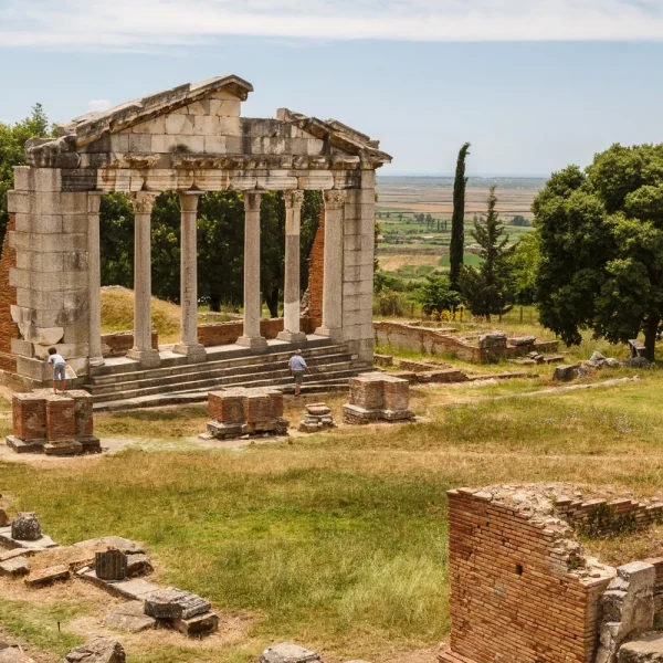 Albanien - Europas unbekannte Schönheit: Ruinenstätte Apollonia © lic0001 - Fotolia
