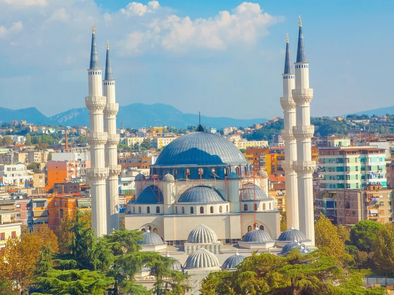 Wanderparadies Albanische Alpen: Tirana